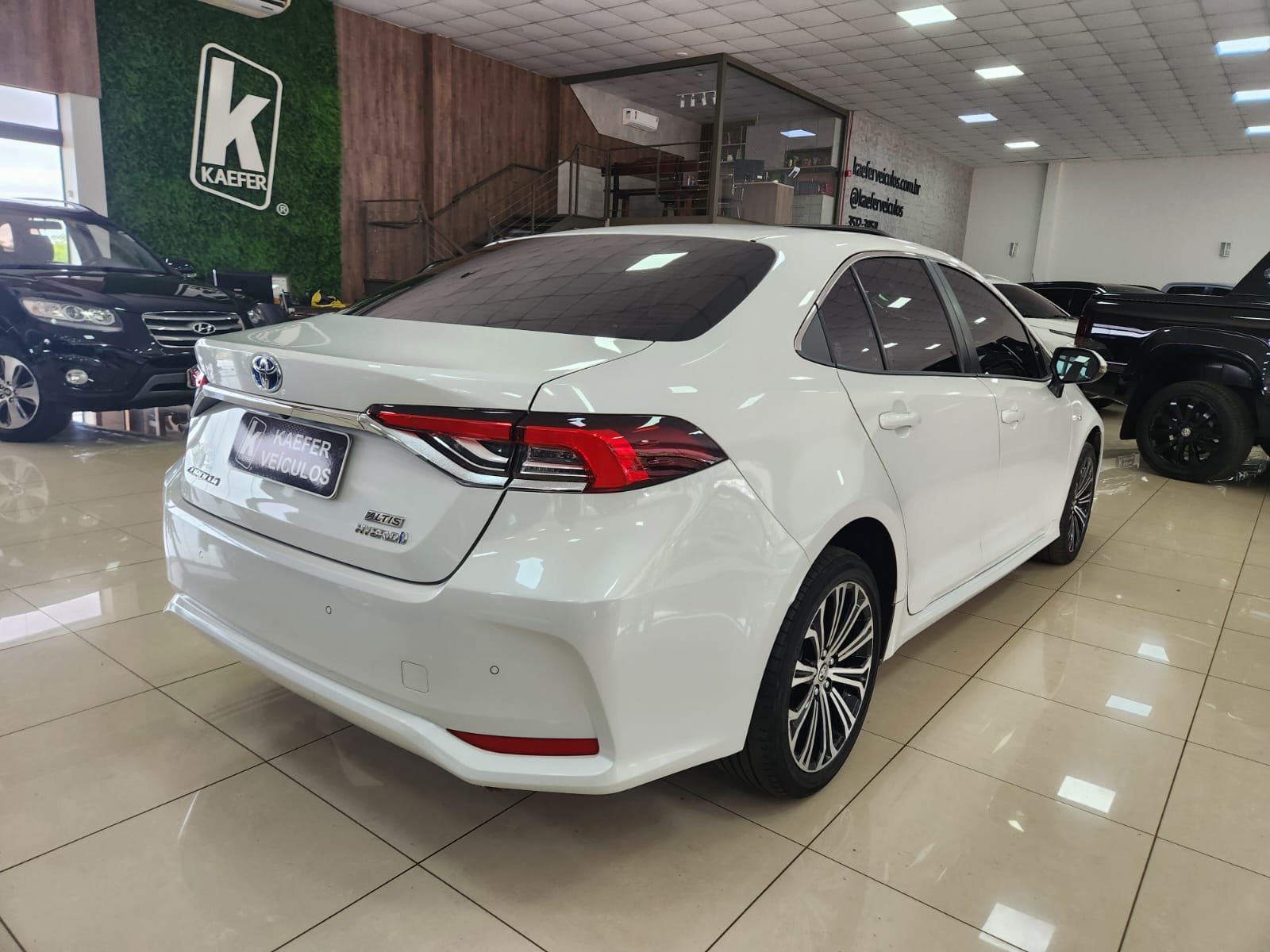  COROLLA ALTIS PREMIUM 1.8 AUT. (H�BRIDO)