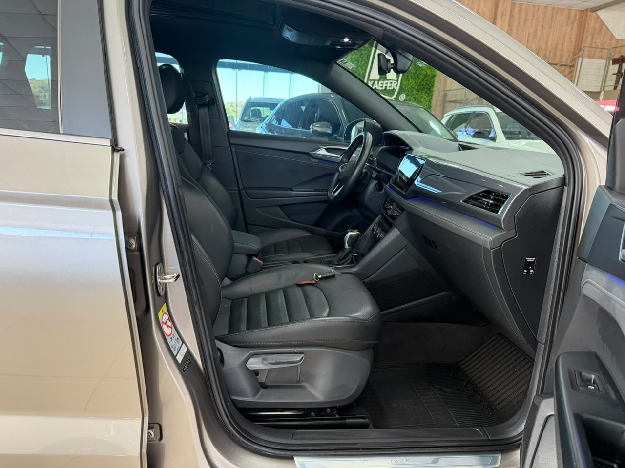  TAOS HIGHLINE 1.4 250 TSI AUT.