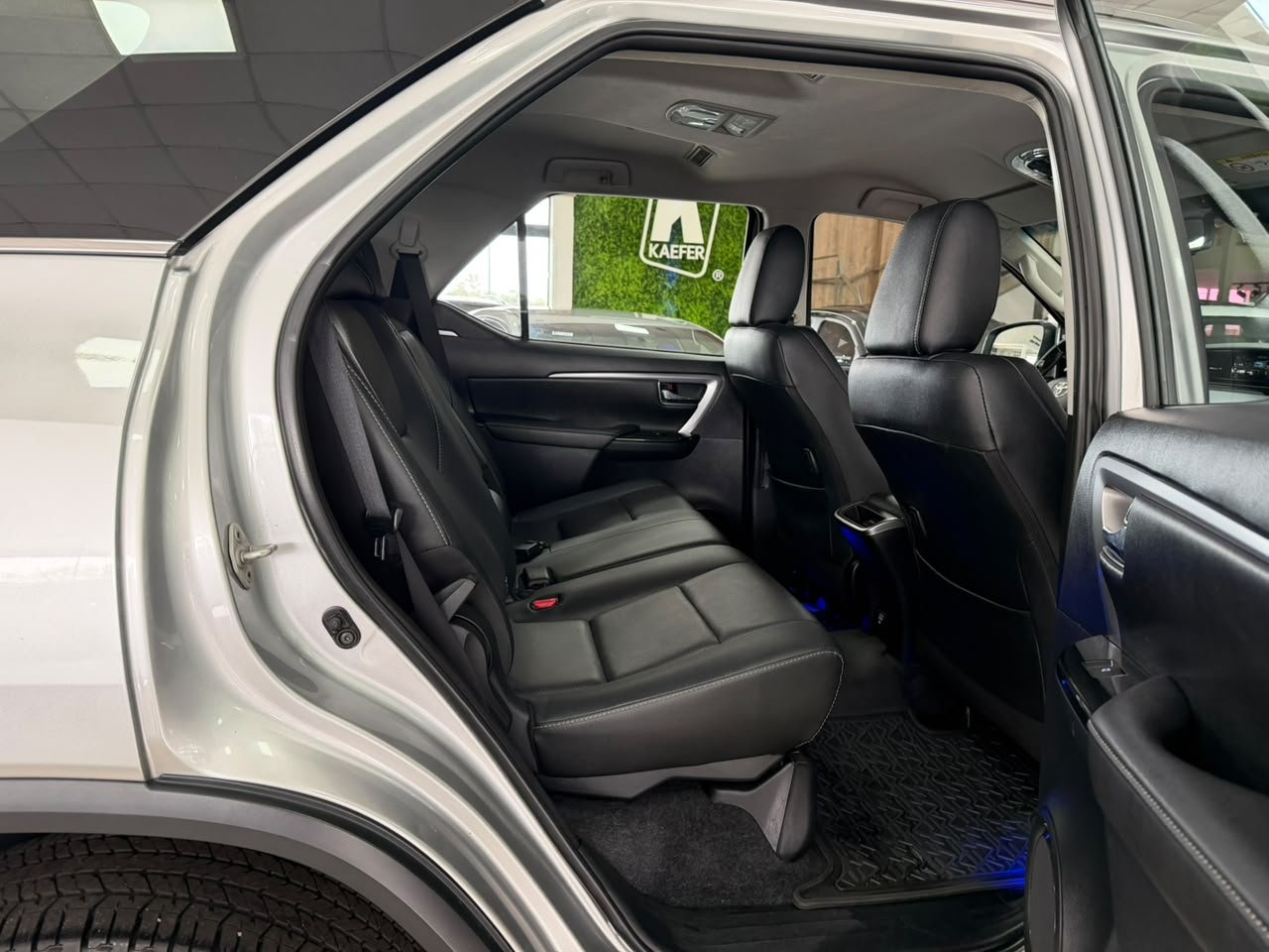  HILUX SW4 SRX 4X4 2.8 TDI 16V DIESEL AUT. 7 LUG