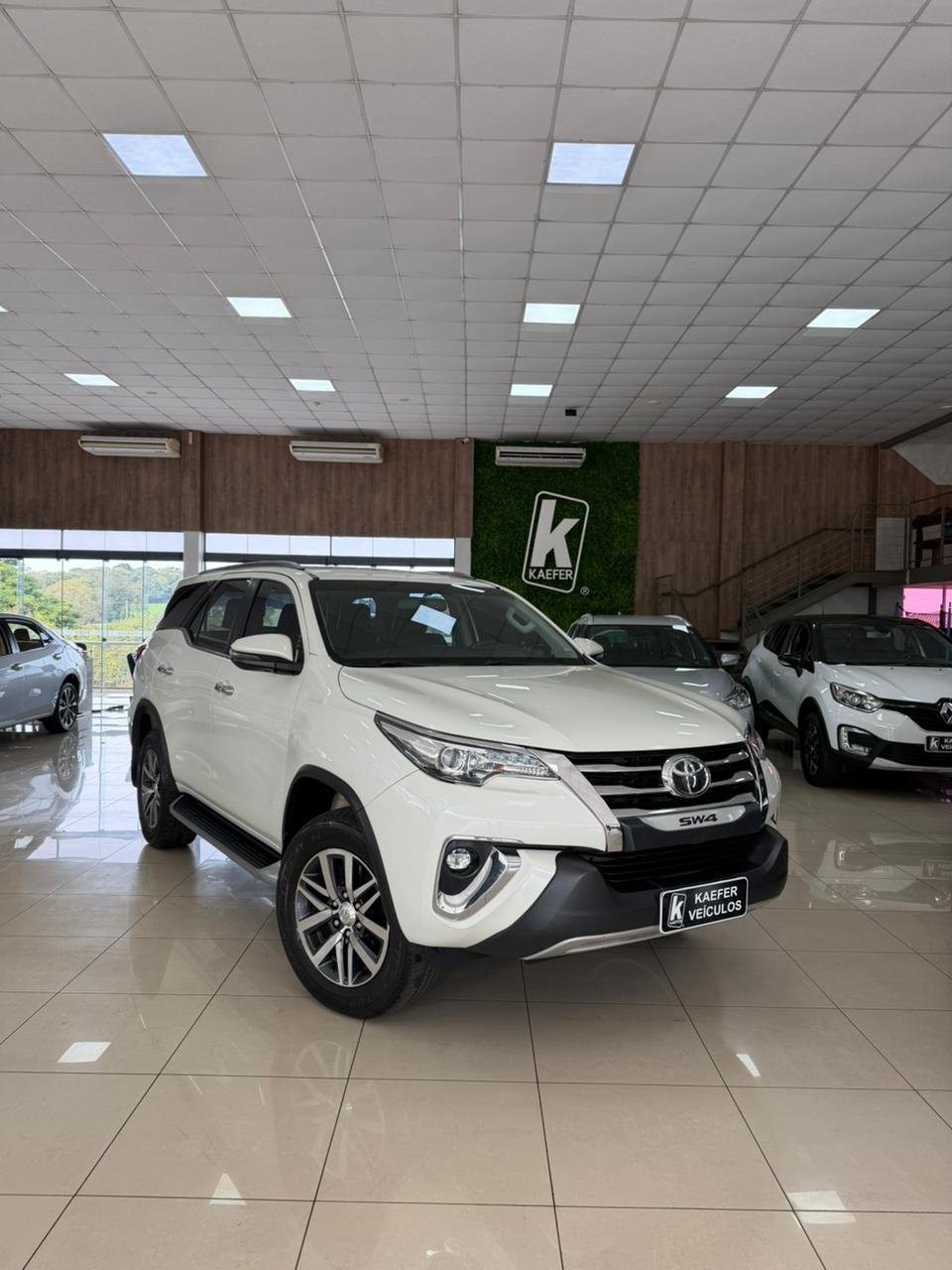  HILUX SW4 SRX 4X4 2.8 TDI 16V DIESEL AUT. 7 LUG