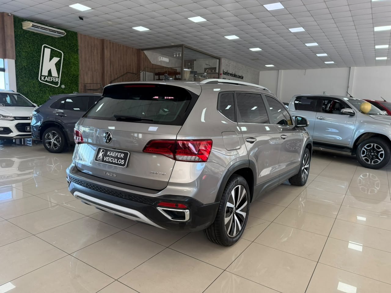  TAOS HIGHLINE 1.4 250 TSI AUT.