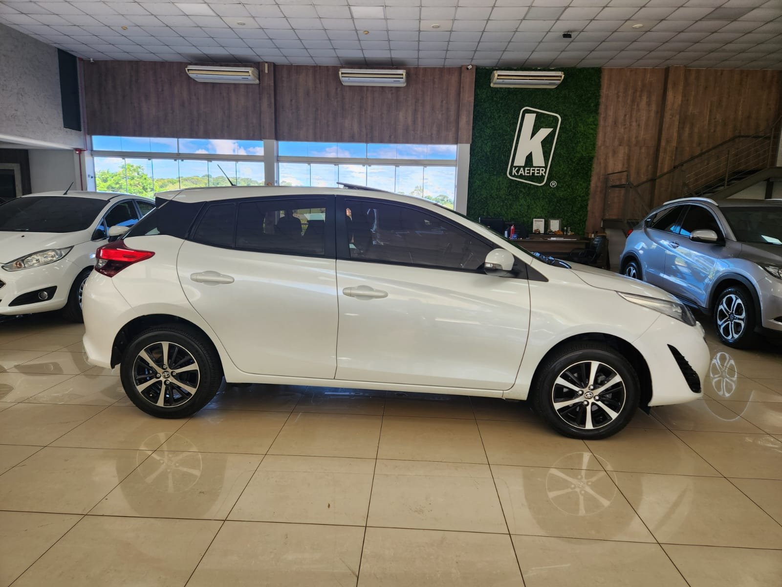  YARIS HATCH XLS CONNECT 1.5 AUT.