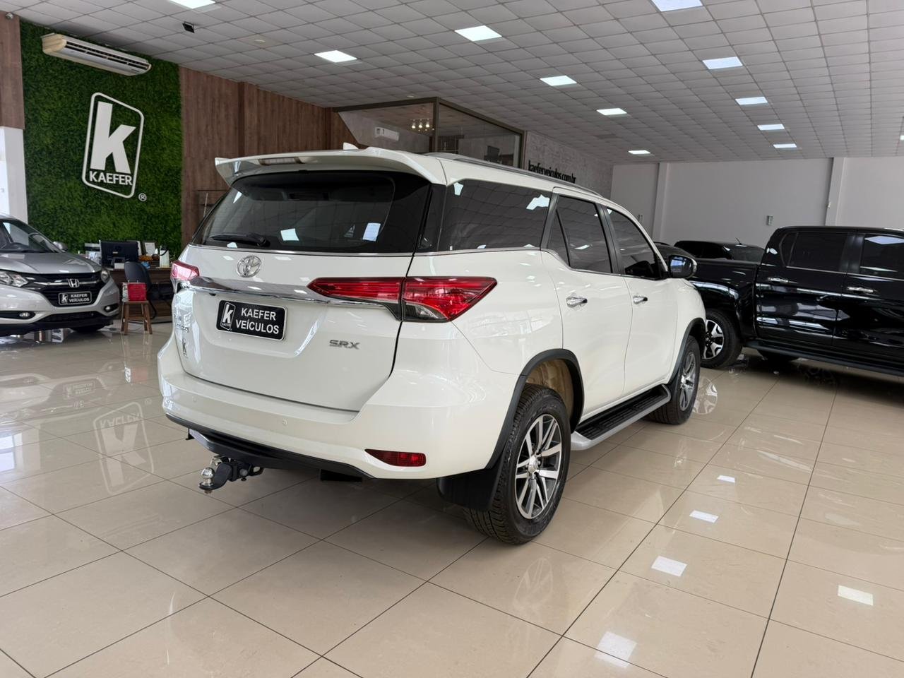  HILUX SW4 SRX 4X4 2.8 TDI 16V DIESEL AUT. 7 LUG