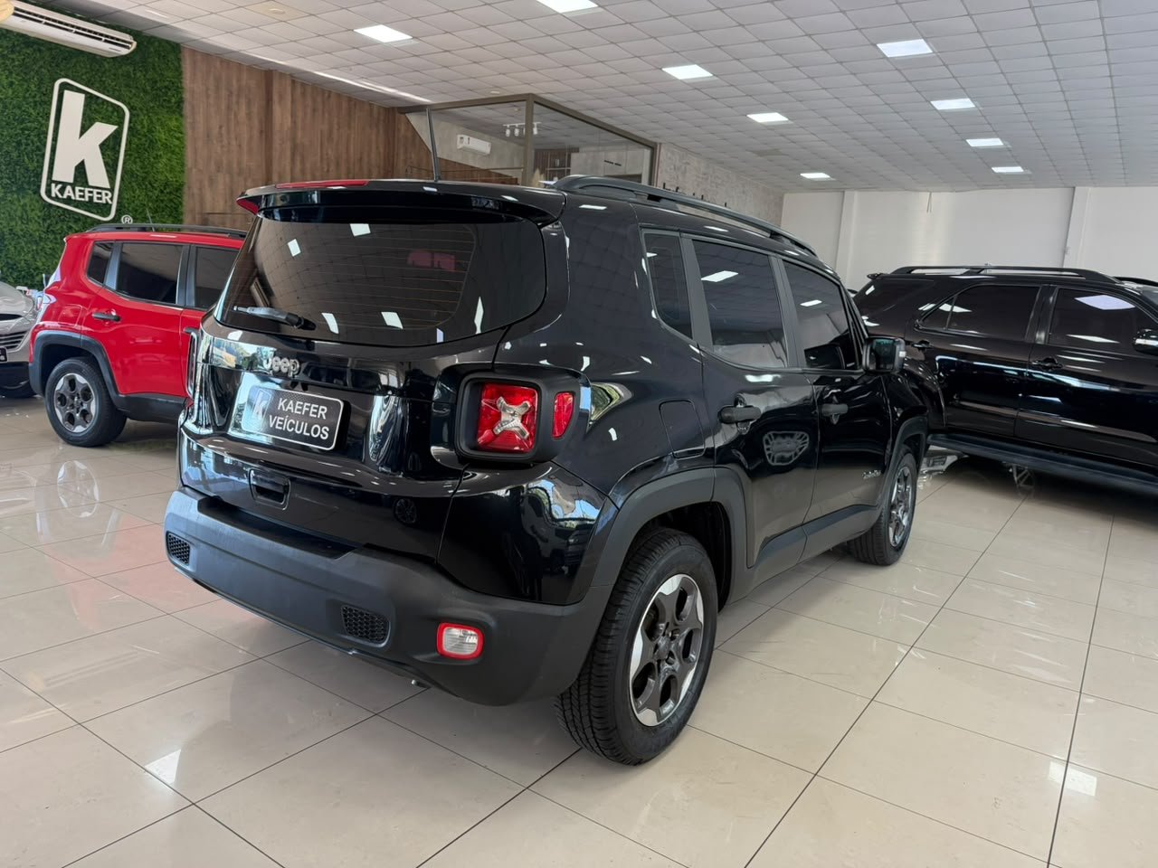  RENEGADE 1.8 16V AUT. 