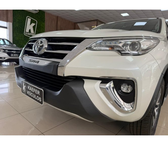  HILUX SW4 SRX 4X4 2.8 TDI 16V DIESEL AUT. 7 LUG