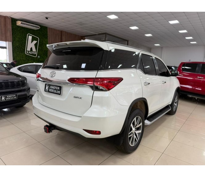  HILUX SW4 SRX 4X4 2.8 TDI 16V DIESEL AUT. 