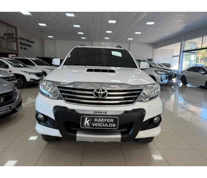  HILUX SW4 Sw4 Srv D4-d 4x4 3.0 Tdi Dies. Aut