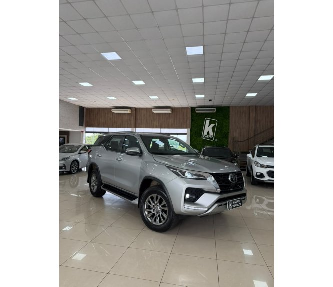  HILUX SW4 SRX 4X4 2.8 TDI 16V DIESEL AUT. 7 LUG