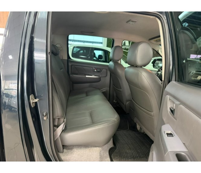  HILUX SRV Srv D4-d 4x4 3.0 Tdi Dies. AUT