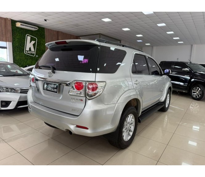  HILUX SW4 Sw4 Srv D4-d 4x4 3.0 Tdi Dies. Aut