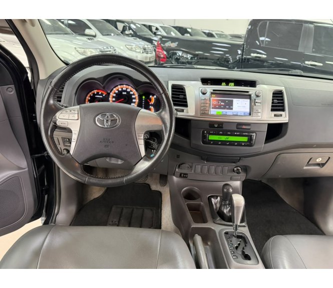  HILUX SRV Srv D4-d 4x4 3.0 Tdi Dies. AUT