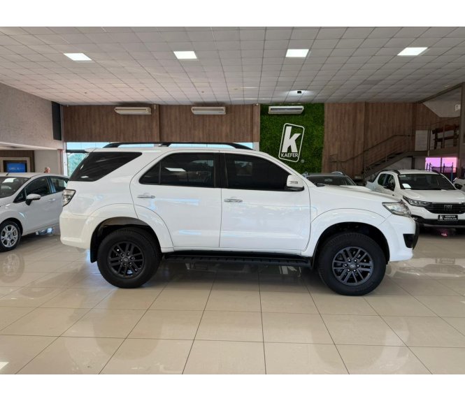  HILUX SW4 Sw4 Srv D4-d 4x4 3.0 Tdi Dies. Aut
