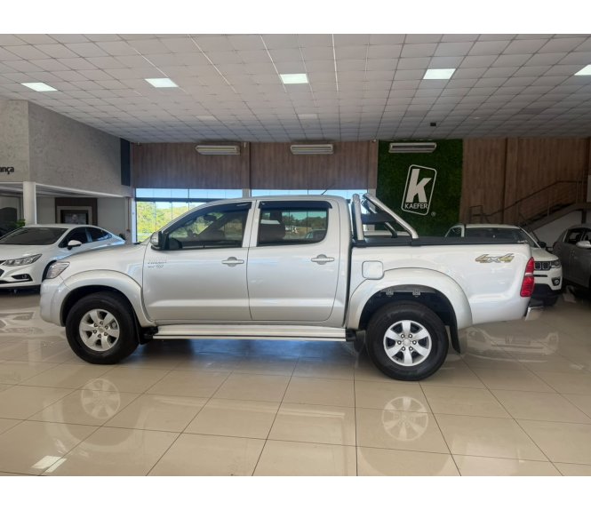  HILUX SRV 2.7 FLEX 4X4 AUT.