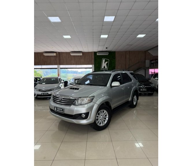  HILUX SW4 Sw4 Srv D4-d 4x4 3.0 Tdi Dies. Aut