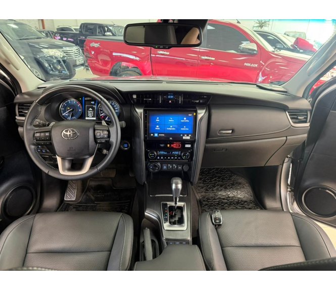  HILUX SW4 SRX PLATINUM  4X4 2.8 TDI 16V DIESEL AUT. 7 LUG