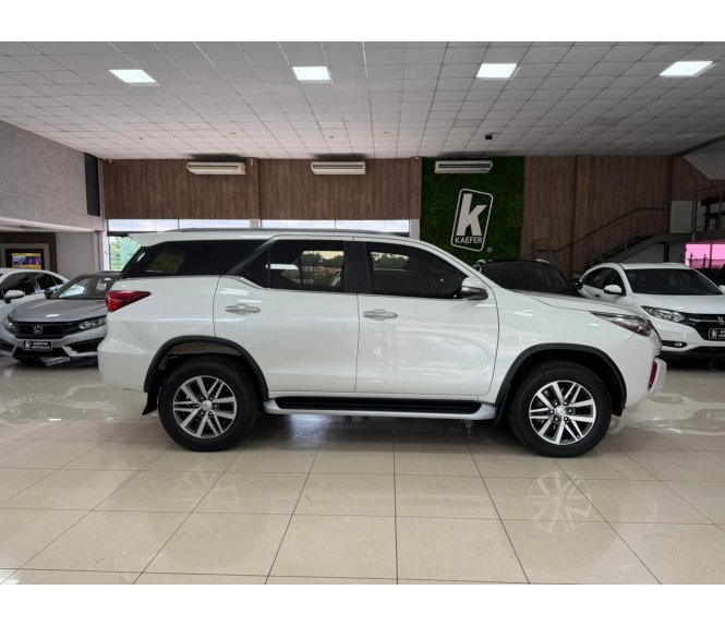  HILUX SW4 SRX 4X4 2.8 TDI 16V DIESEL AUT. 