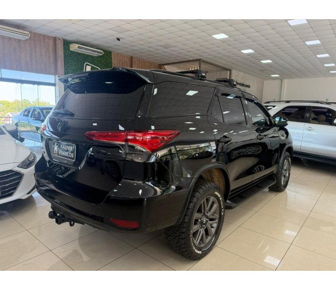  HILUX SW4 SRX 4X4 2.8 TDI 16V DIESEL AUT. 7 LUG