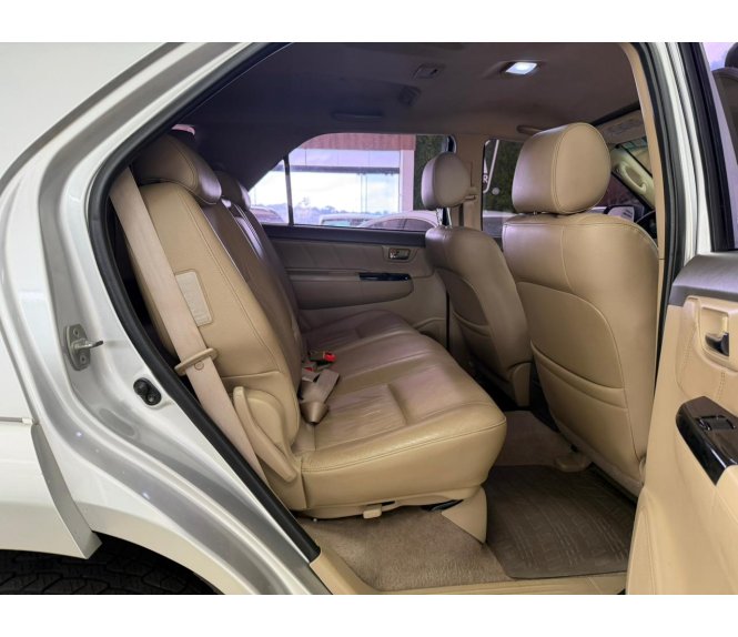  HILUX SW4 Sw4 Srv D4-d 4x4 3.0 Tdi Dies. Aut