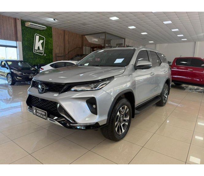  HILUX SW4 SRX PLATINUM  4X4 2.8 TDI 16V DIESEL AUT. 7 LUG