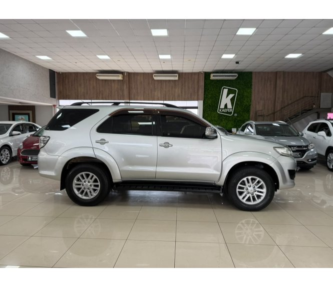  HILUX SW4 Sw4 Srv D4-d 4x4 3.0 Tdi Dies. Aut