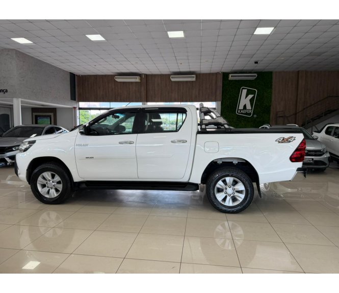  HILUX SRV SRV 2.8 4X4 TDI 16V AUT 
