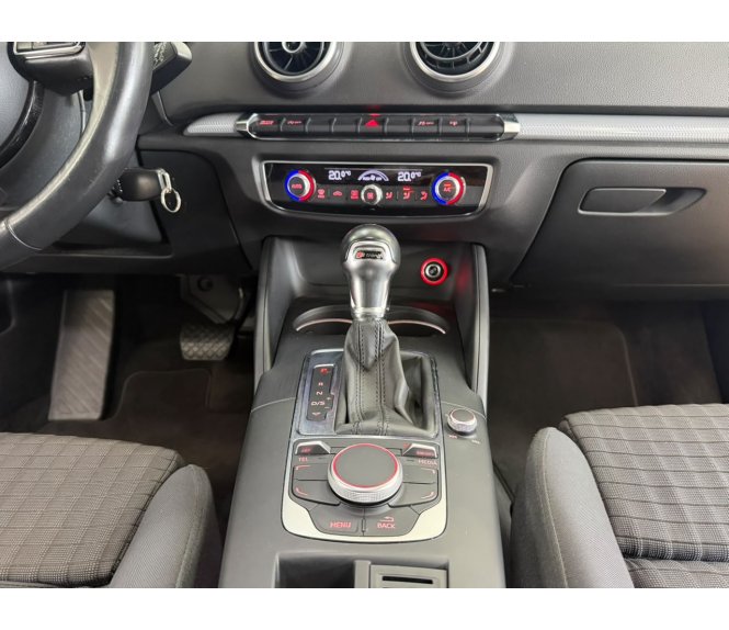  A-3 SPORTBACK 1.8 16V TFSI S-TRONIC 5P