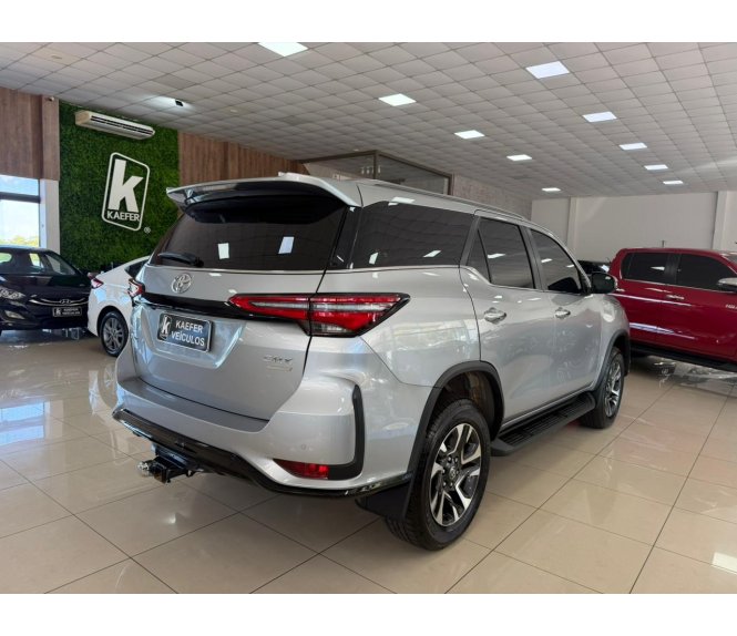  HILUX SW4 SRX PLATINUM  4X4 2.8 TDI 16V DIESEL AUT. 7 LUG