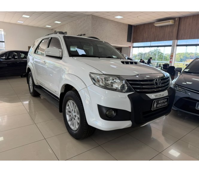  HILUX SW4 Sw4 Srv D4-d 4x4 3.0 Tdi Dies. Aut
