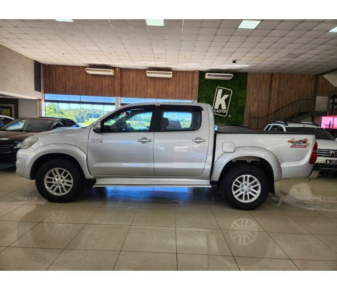  HILUX SRV Srv D4-d 4x4 3.0 Tdi Dies. AUT