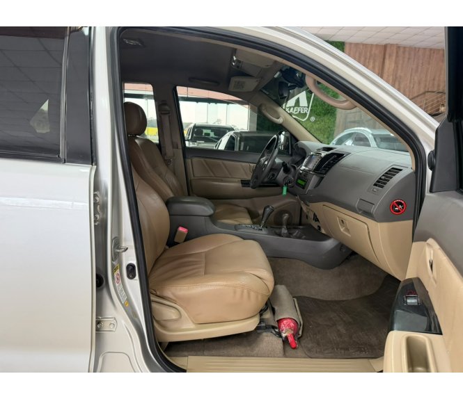  HILUX SW4 Sw4 Srv D4-d 4x4 3.0 Tdi Dies. Aut