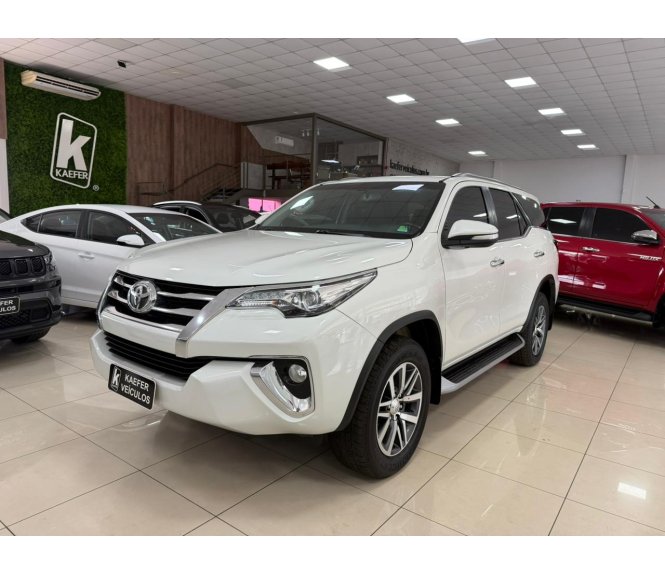  HILUX SW4 SRX 4X4 2.8 TDI 16V DIESEL AUT. 