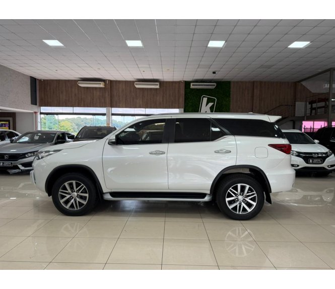  HILUX SW4 SRX 4X4 2.8 TDI 16V DIESEL AUT. 