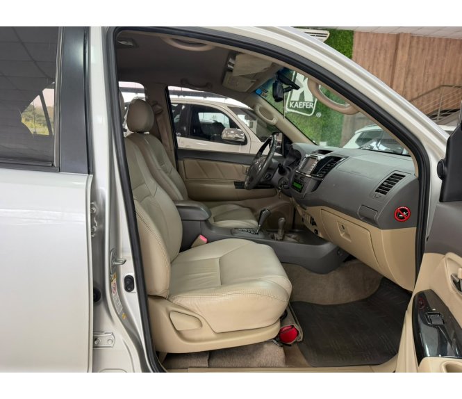  HILUX SW4 Sw4 Srv D4-d 4x4 3.0 Tdi Dies. Aut