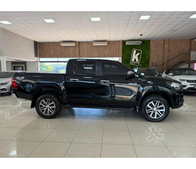  HILUX SRV SRV 2.8 4X4 TDI 16V AUT 