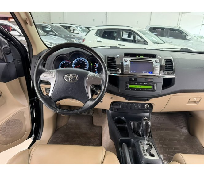  HILUX SW4 Srv D4-d 4x4 3.0 Tdi Dies. AUT