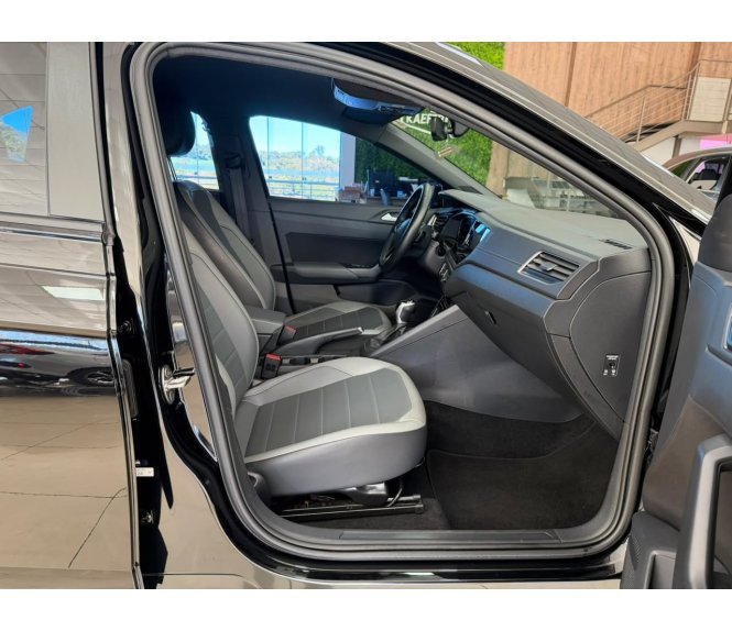  NIVUS Highline 1.0 200 Tsi Flex Aut.