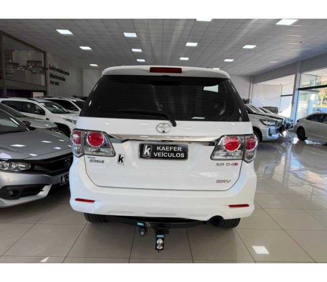  HILUX SW4 Sw4 Srv D4-d 4x4 3.0 Tdi Dies. Aut
