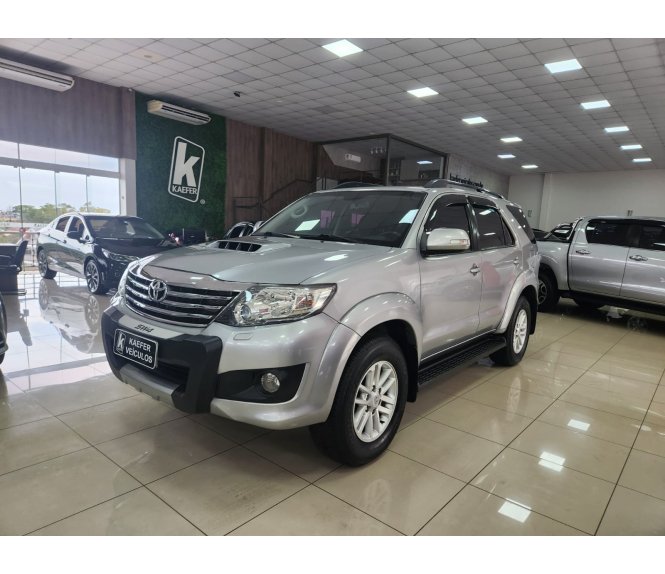  HILUX SW4 Sw4 Srv D4-d 4x4 3.0 Tdi Dies. Aut