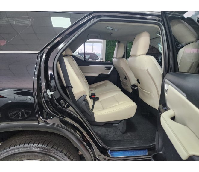  HILUX SW4 DIAMOND 2.8 4X4 TDI 16V AUT 7 LUGARES