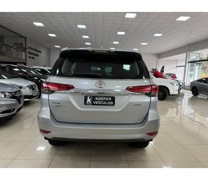  HILUX SW4 SRX 4X4 2.8 TDI 16V DIESEL AUT.