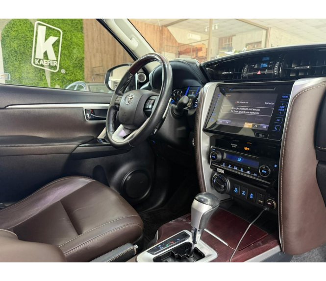  HILUX SW4 SRX 4X4 2.8 TDI 16V DIESEL AUT.