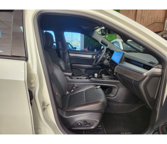  RAMPAGE RT HURRICANE 4 2.0 TB CD 4X4 AUT. 272CV