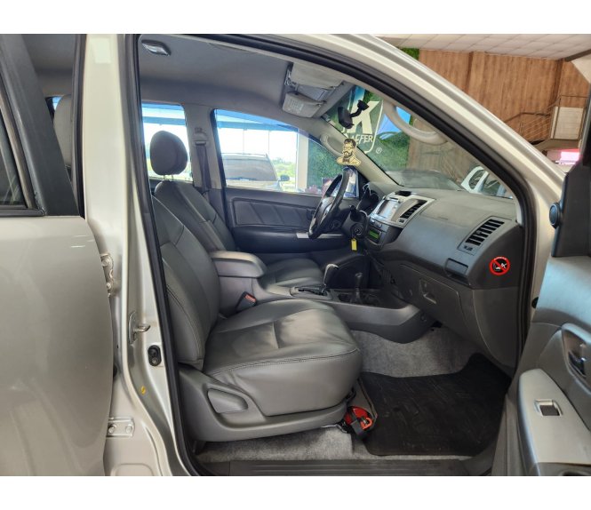  HILUX SRV Srv D4-d 4x4 3.0 Tdi Dies. AUT