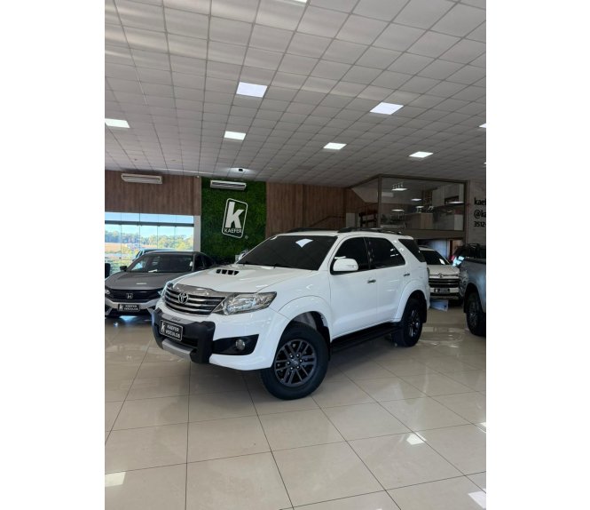  HILUX SW4 Sw4 Srv D4-d 4x4 3.0 Tdi Dies. Aut