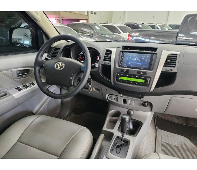  HILUX SRV Srv D4-d 4x4 3.0 Tdi Dies. AUT