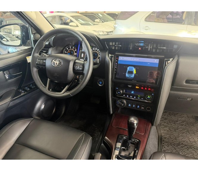  HILUX SW4 SRX 4X4 2.8 TDI 16V DIESEL AUT. 7 LUG