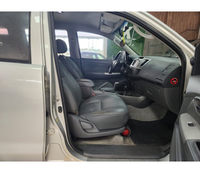  HILUX SRV Srv D4-d 4x4 3.0 Tdi Dies. Aut
