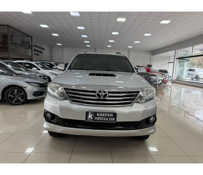  HILUX SW4 Sw4 Srv D4-d 4x4 3.0 Tdi Dies. Aut