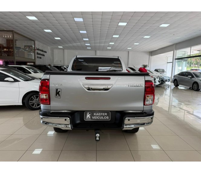  HILUX SR SR 2.8 4X4 TDI 16V AUT 