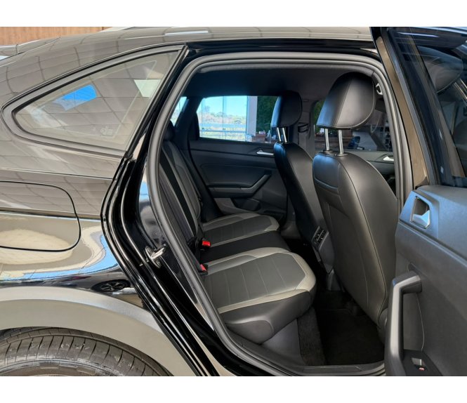 NIVUS Highline 1.0 200 Tsi Flex Aut.